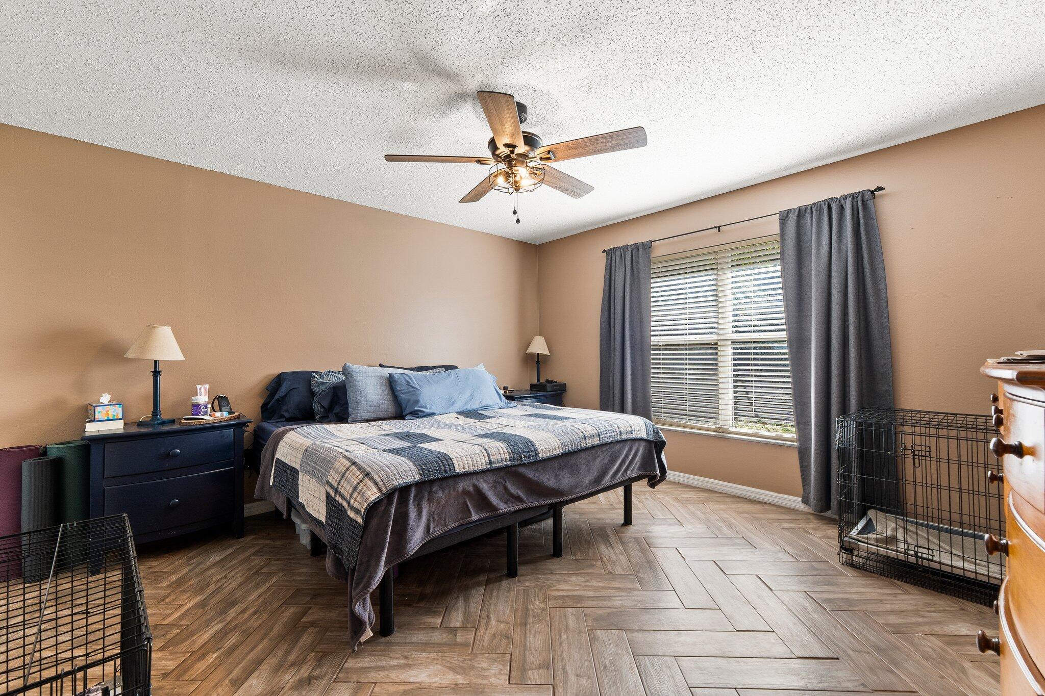 PORT ST LUCIE SECTION 48 1ST REPLAT - Residential