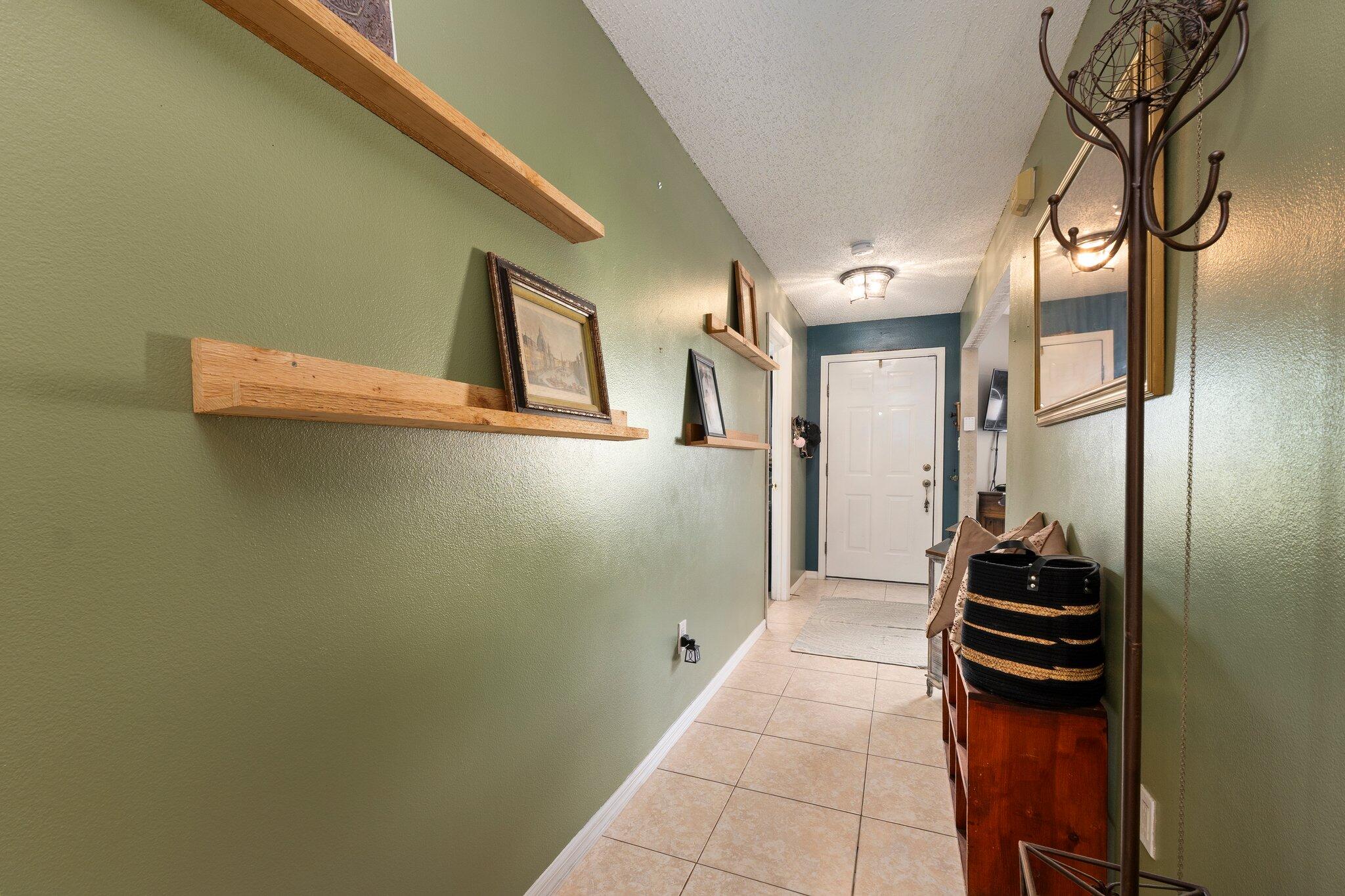 PORT ST LUCIE SECTION 48 1ST REPLAT - Residential