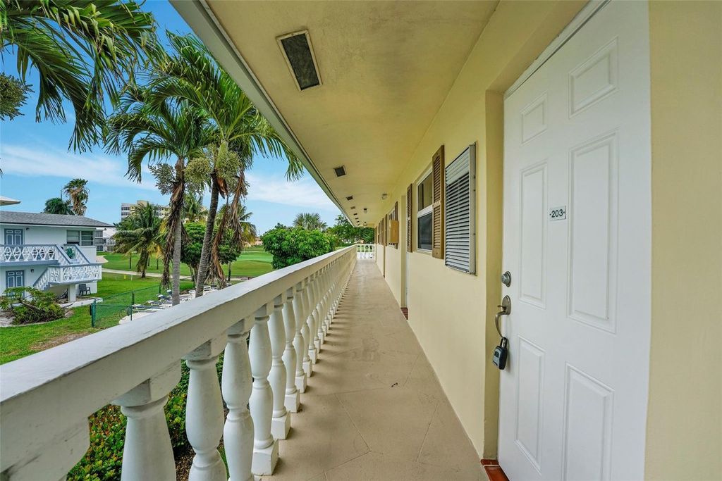 Photo of 4820 NE 23rd Avenue #203, Fort Lauderdale, FL 33308 (MLS # F10513413)