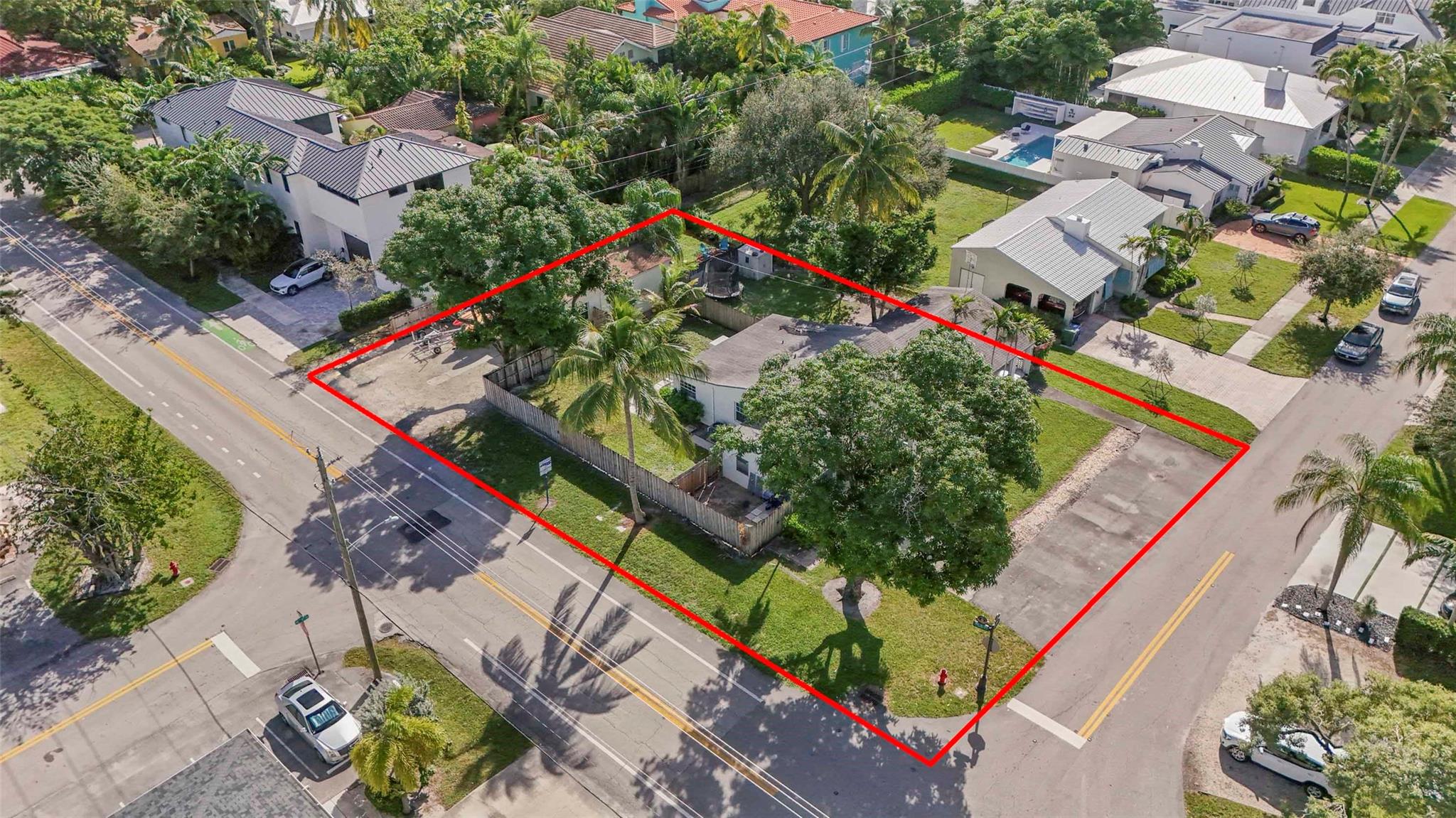 548 NE 9th Ave