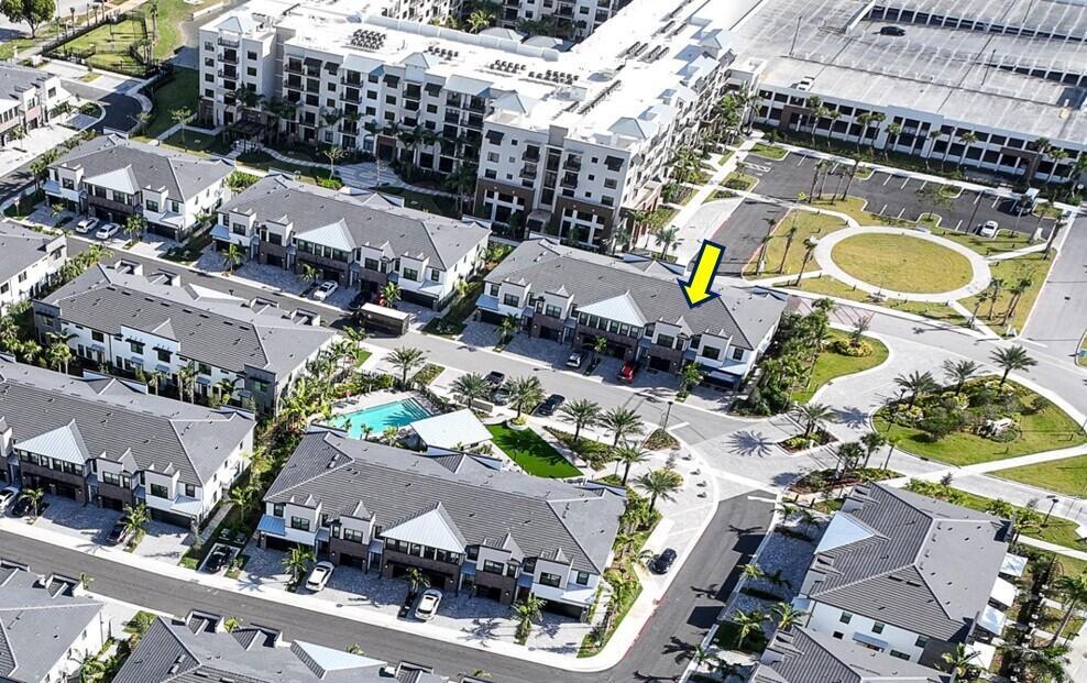 8368 NW 7th Court 01203