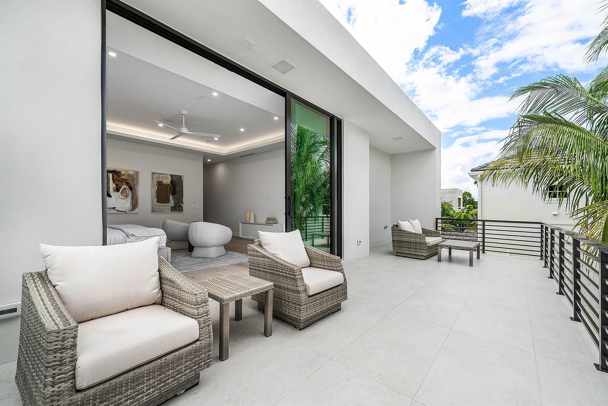 La Hacienda Delray - Residential