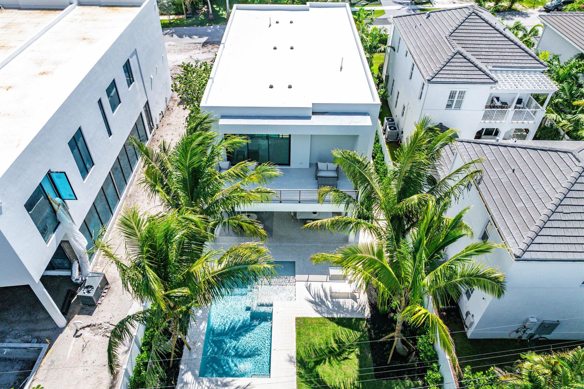 La Hacienda Delray - Residential