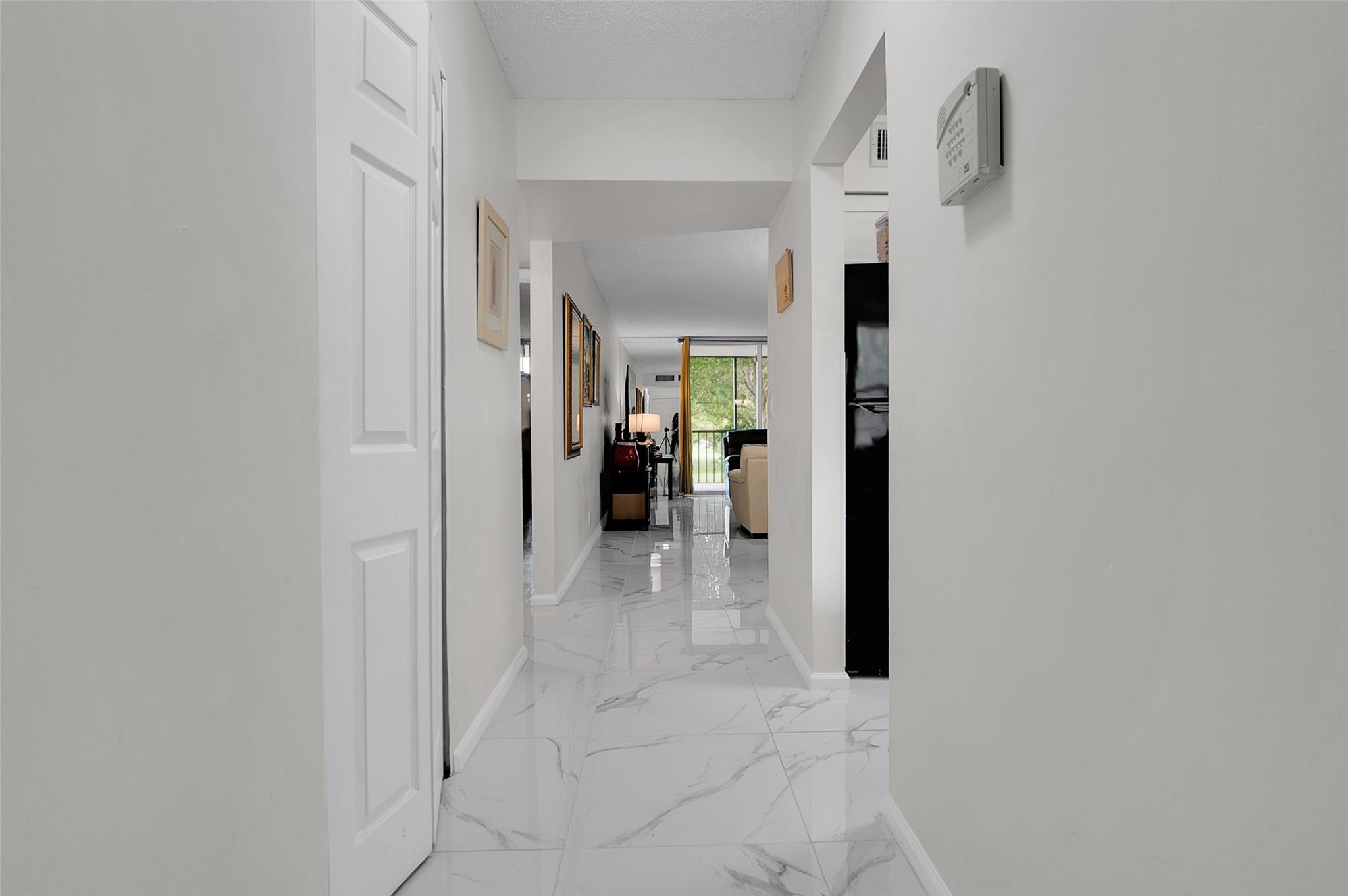 Palm Lakes Condo - Residential Lease