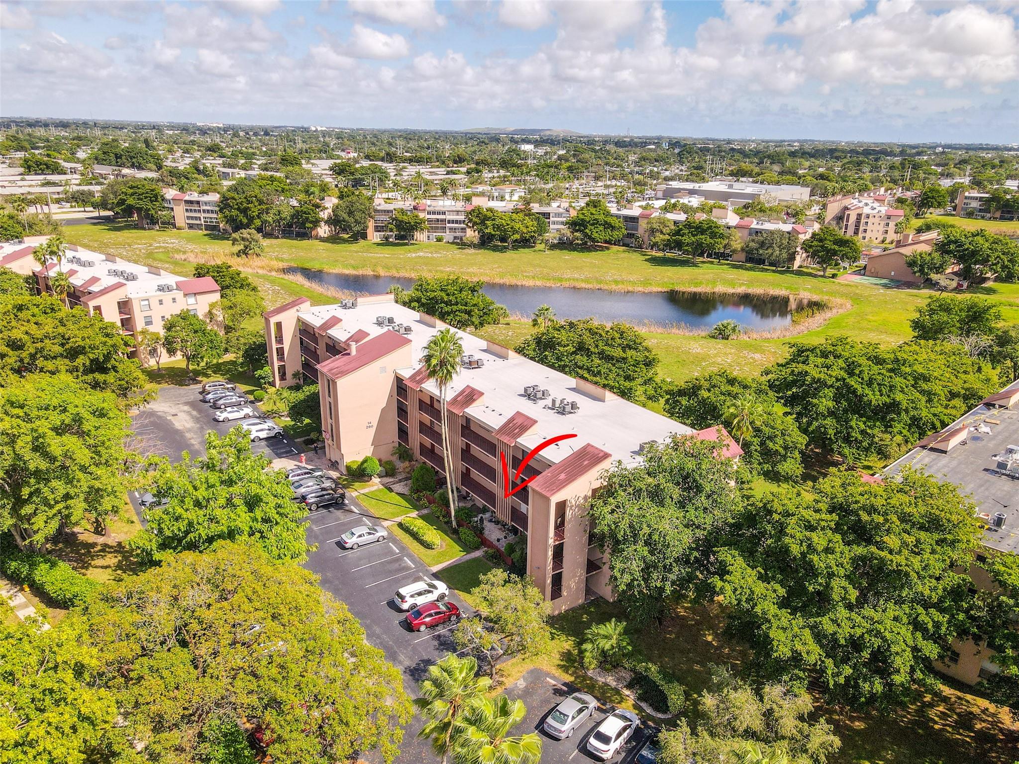 Palm Lakes Condo - Residential Lease