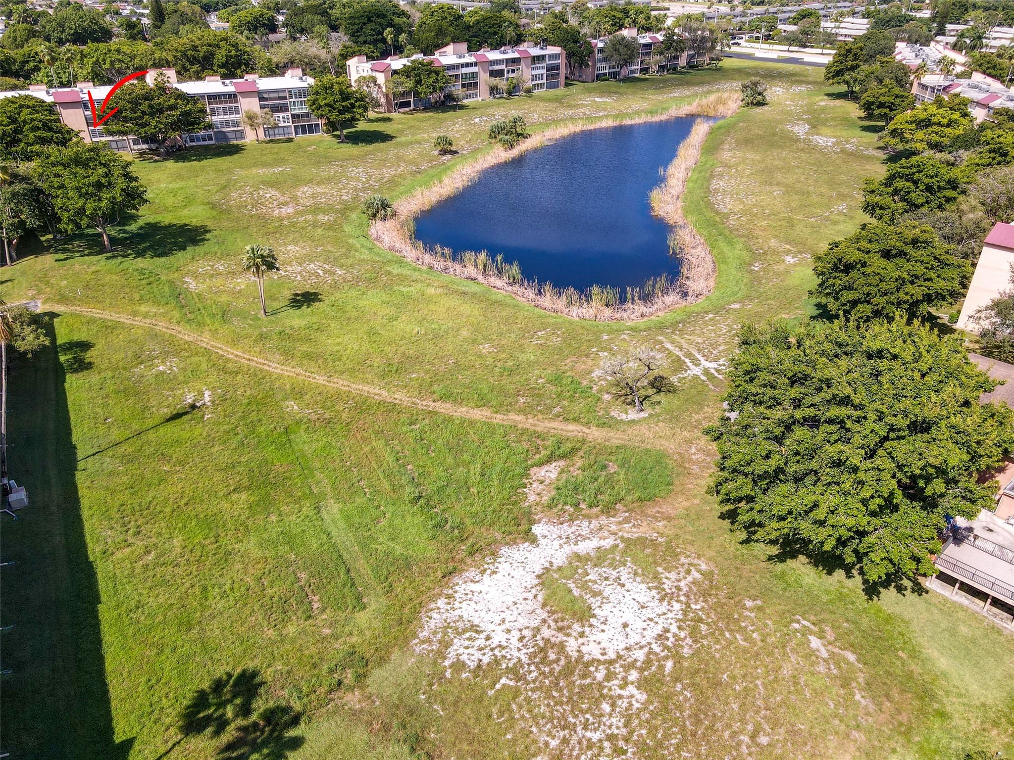 Palm Lakes Condo - Residential Lease