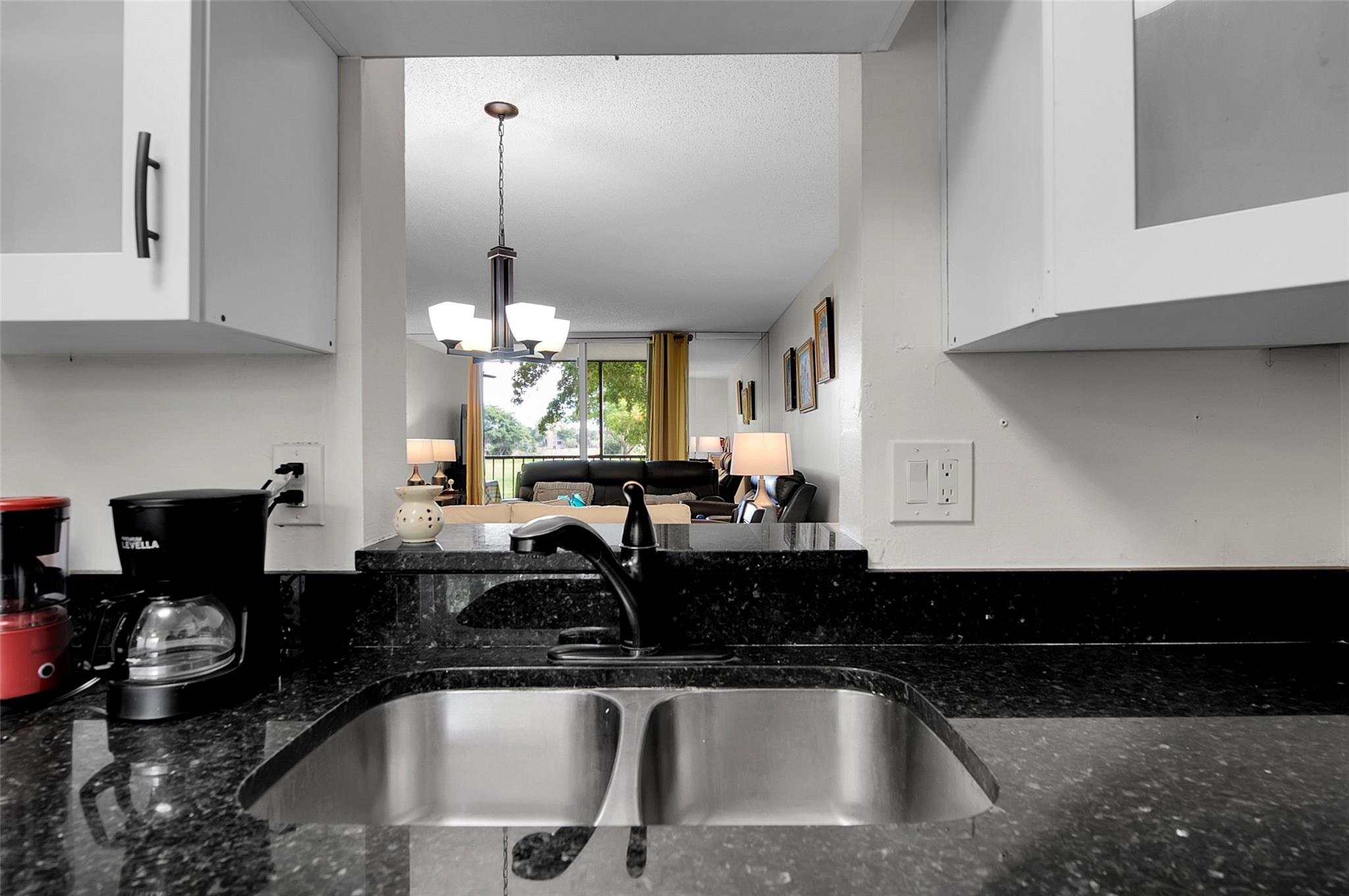 Palm Lakes Condo - Residential Lease