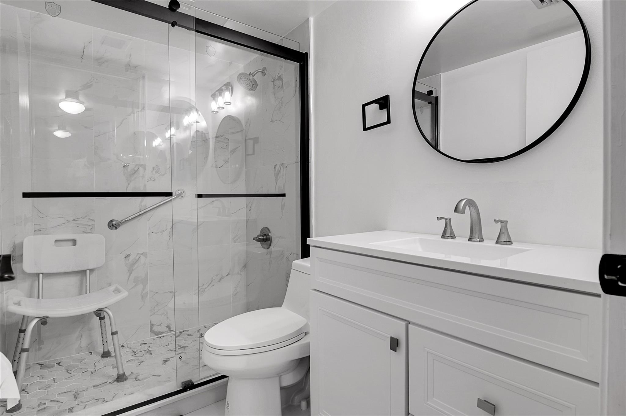 Palm Lakes Condo - Residential Lease