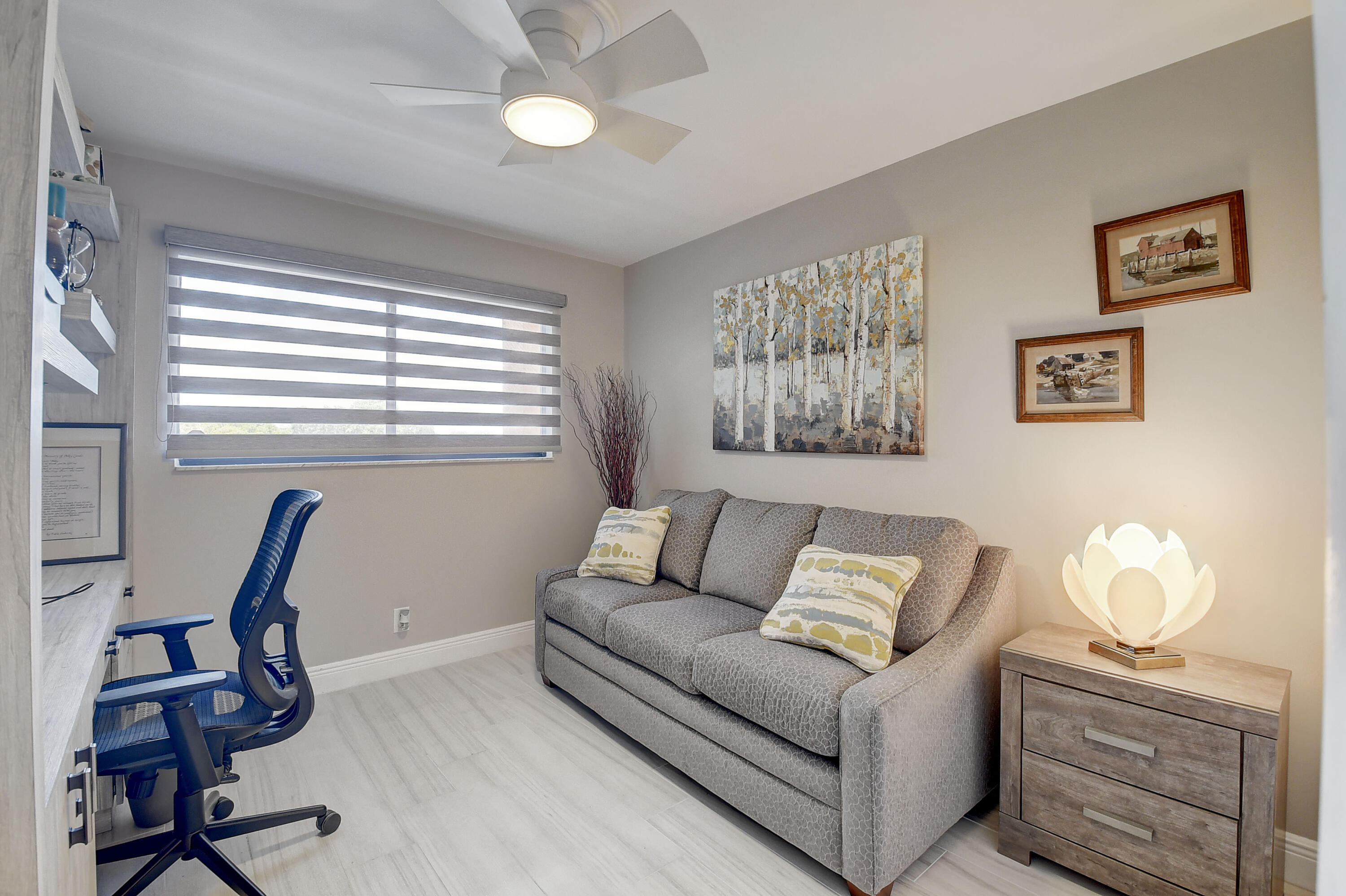 HUNTINGTON LAKES SEC TWO CONDOS - Residential