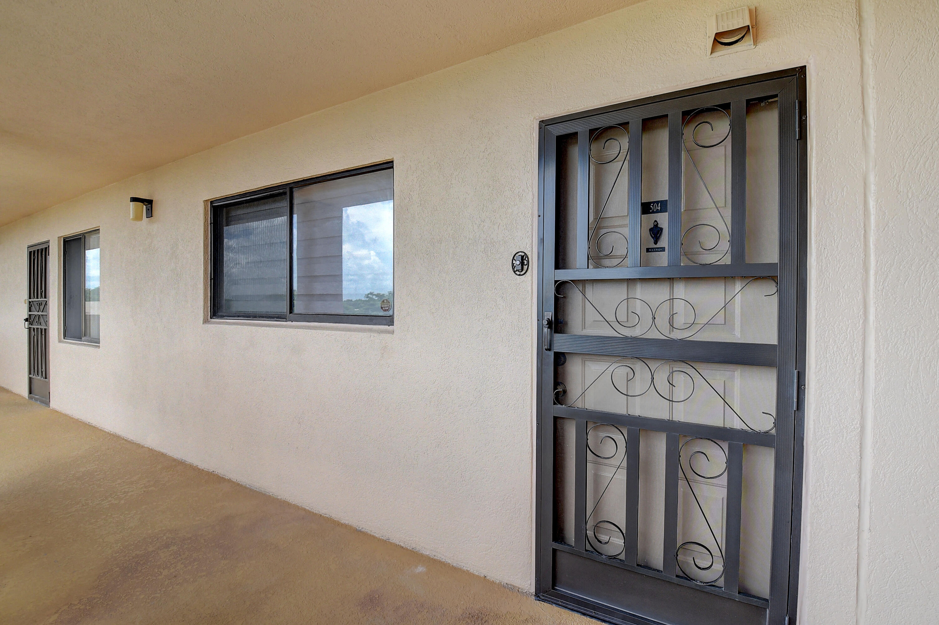 HUNTINGTON LAKES SEC TWO CONDOS - Residential