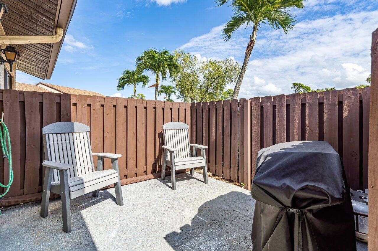 816 Sky Pine Way G