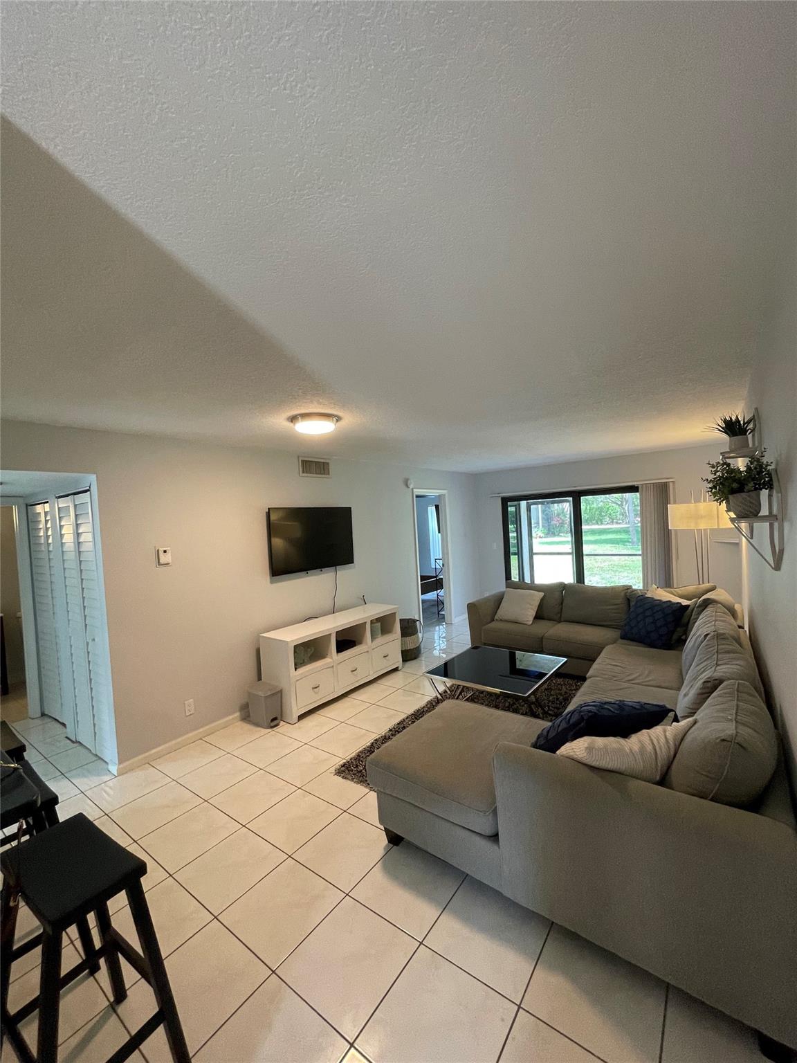 Park At Windwood Condo 01 - Residential Lease