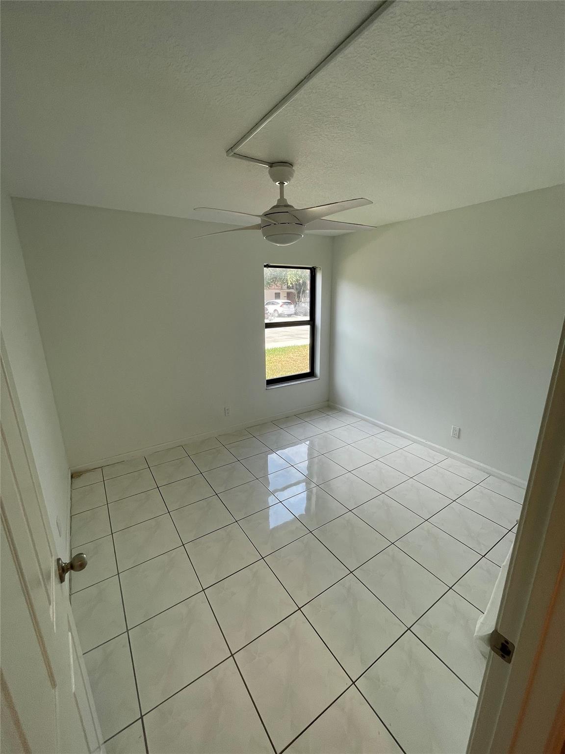 Park At Windwood Condo 01 - Residential Lease