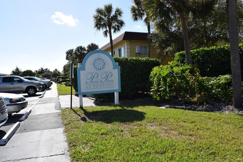 Photo of 151 SE 6th Avenue #14, Pompano Beach, FL 33060 (MLS # B26044687)