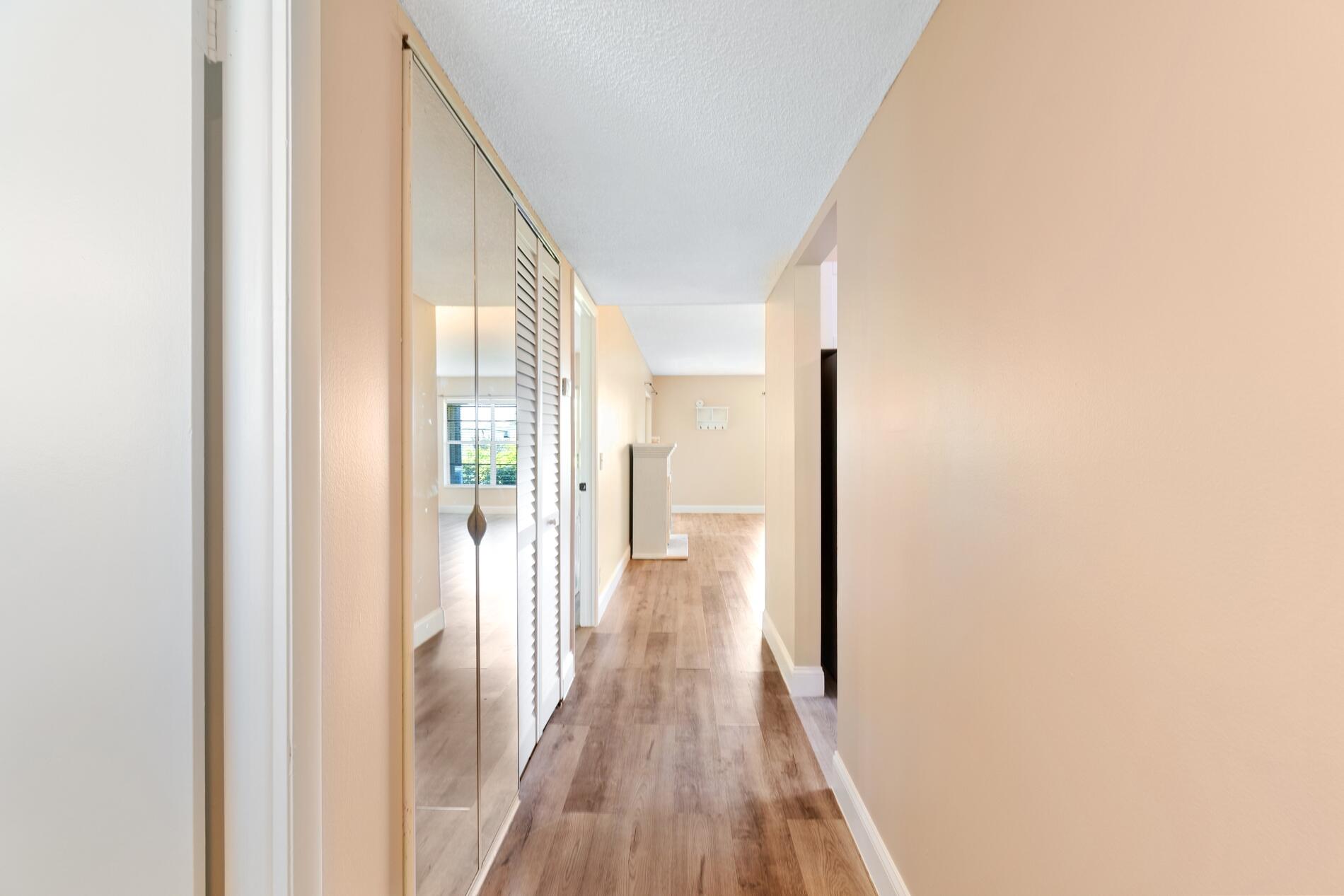 12015 Greenway 101 Circle S 101, Royal Palm Beach, FL, 33411/$120,900 1 12015 Greenway 101 Circle S 101