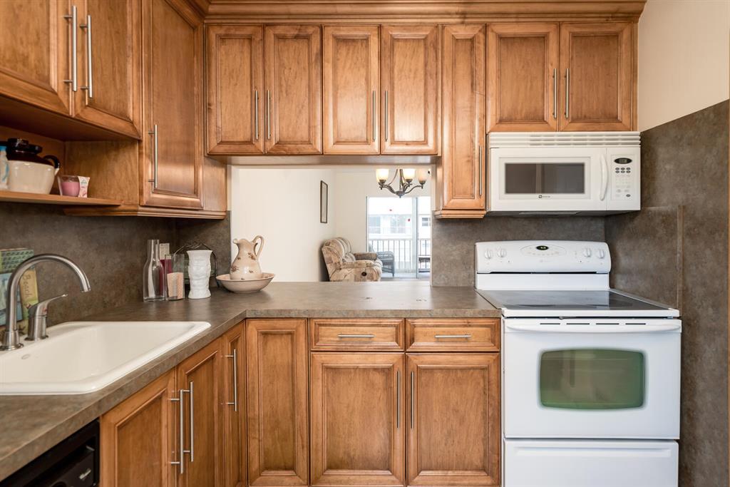 SANDALFOOT SOUTH THREE CONDO - Residential