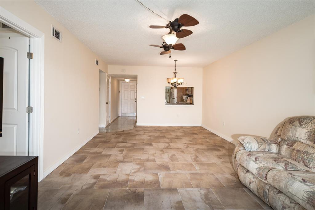 SANDALFOOT SOUTH THREE CONDO - Residential