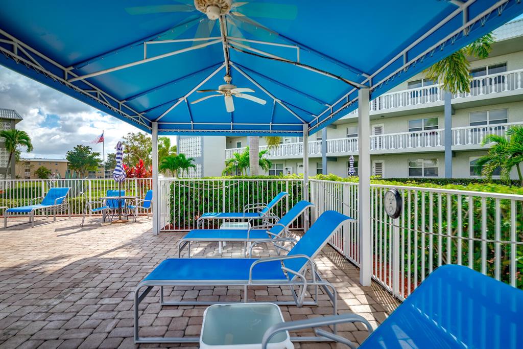 SANDALFOOT SOUTH THREE CONDO - Residential