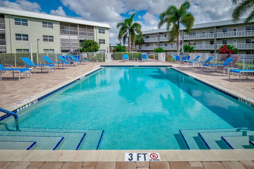 SANDALFOOT SOUTH THREE CONDO - Residential