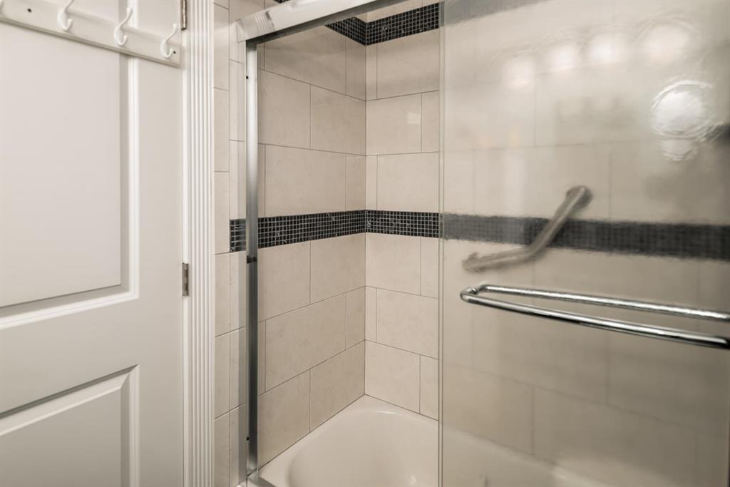 SANDALFOOT SOUTH THREE CONDO - Residential