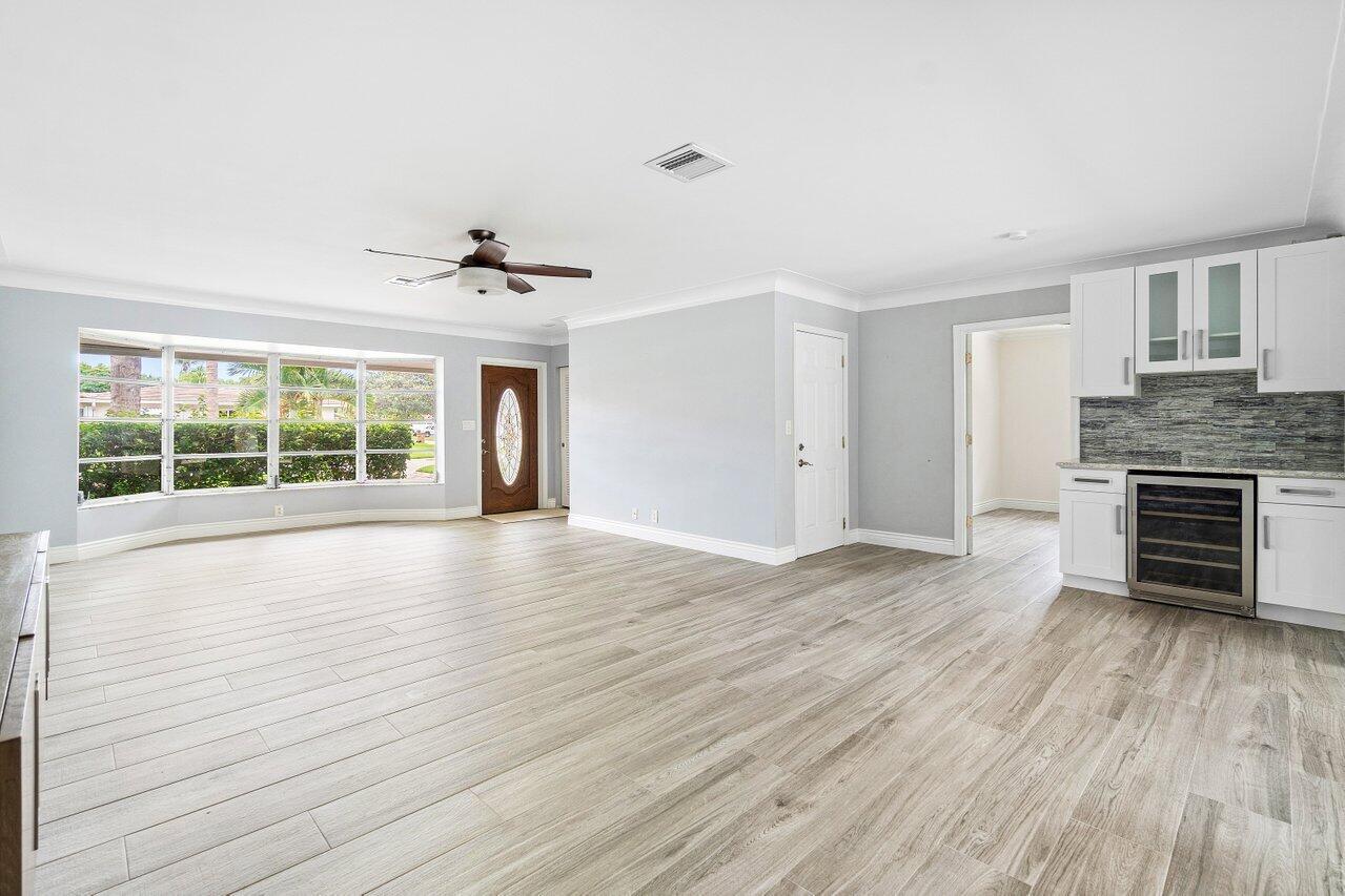 WOODMAR ESTATES - Residential Lease