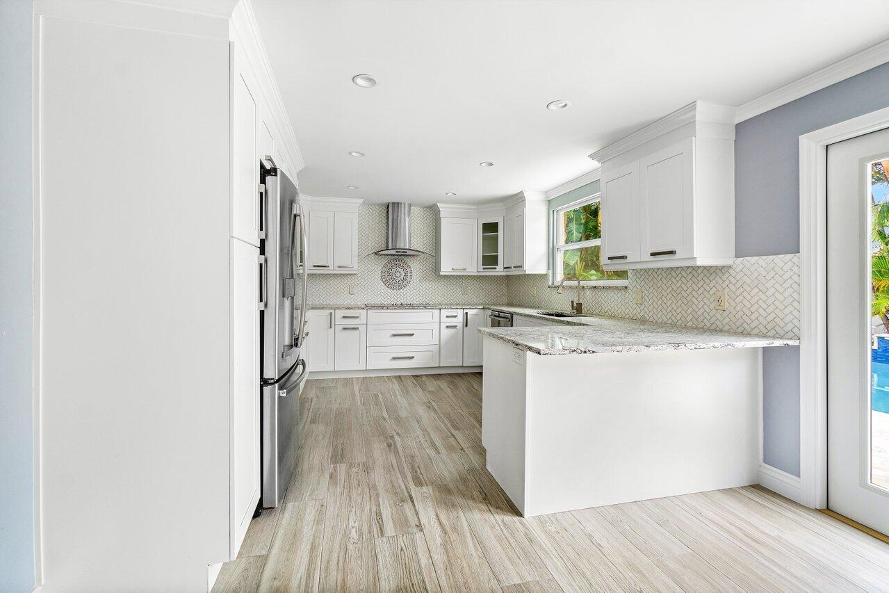 WOODMAR ESTATES - Residential Lease