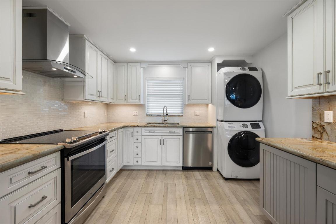 LAKE HARBOR COVE CONDO - Residential