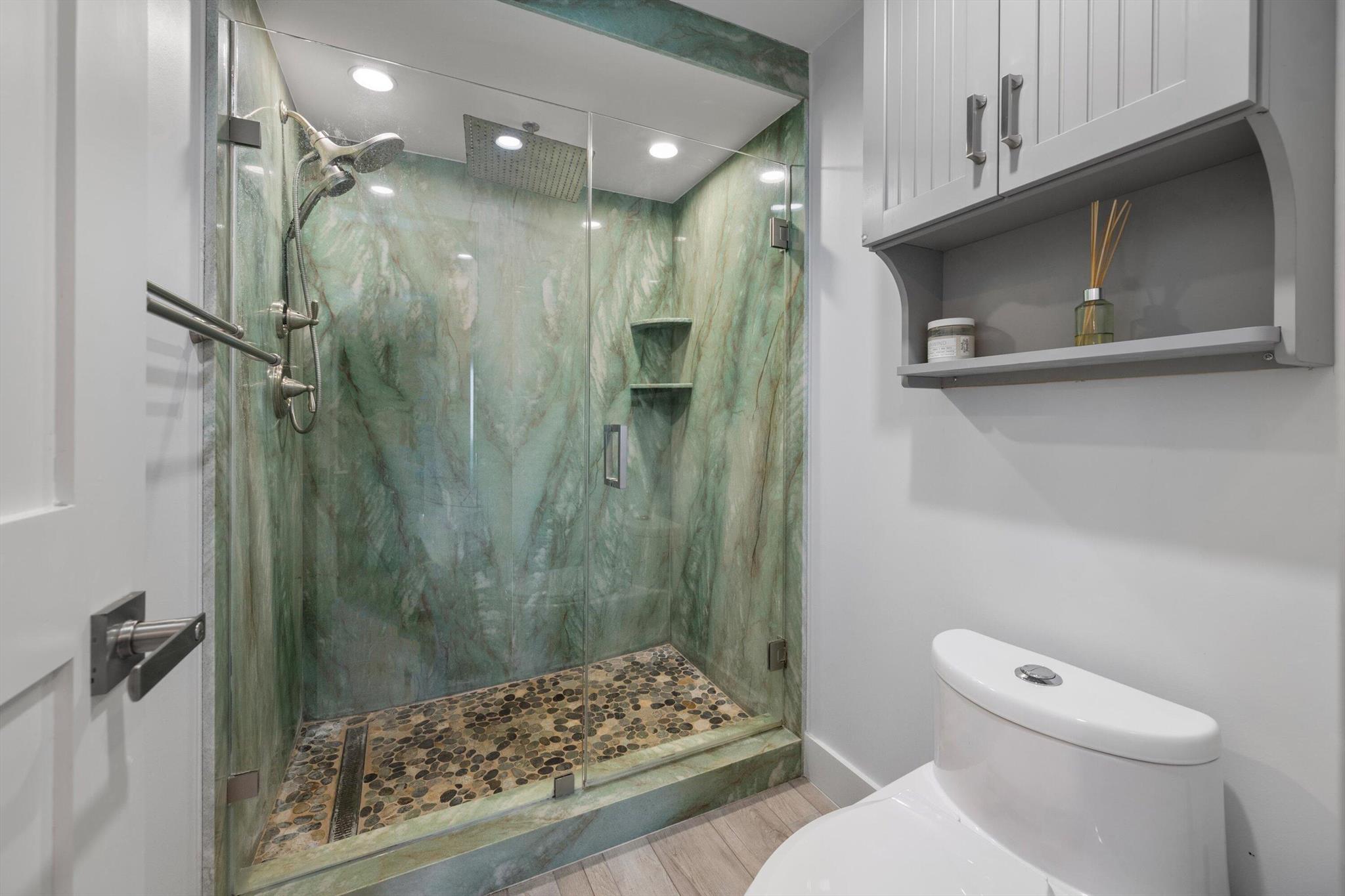 LAKE HARBOR COVE CONDO - Residential