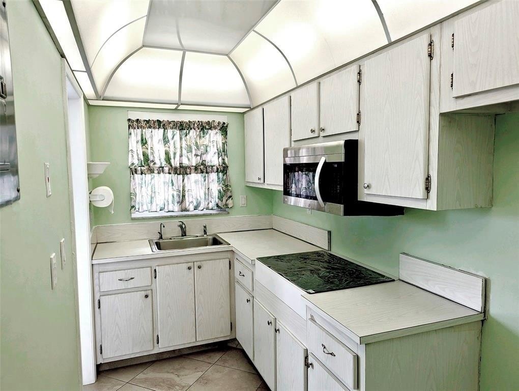 North Hampton Court - Residential