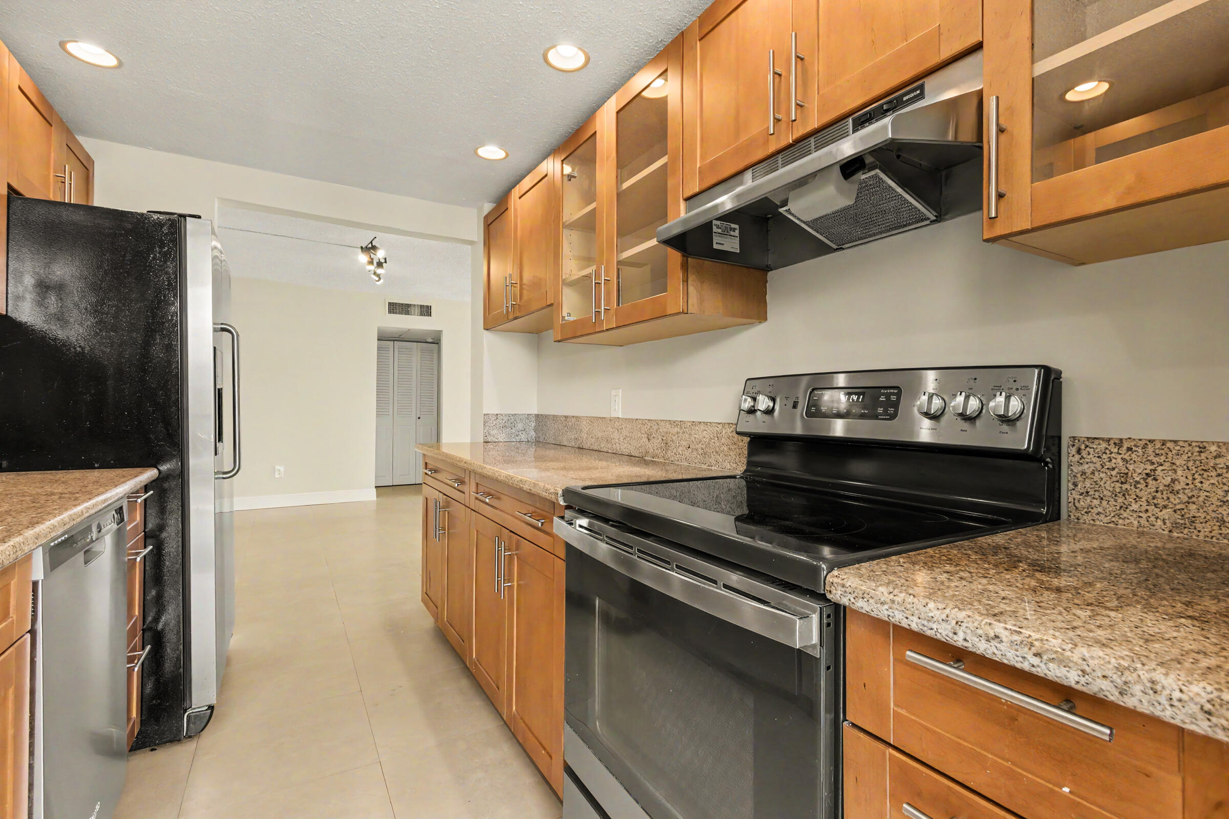 1100 ALTON ROAD CONDO APTS INC - Residential