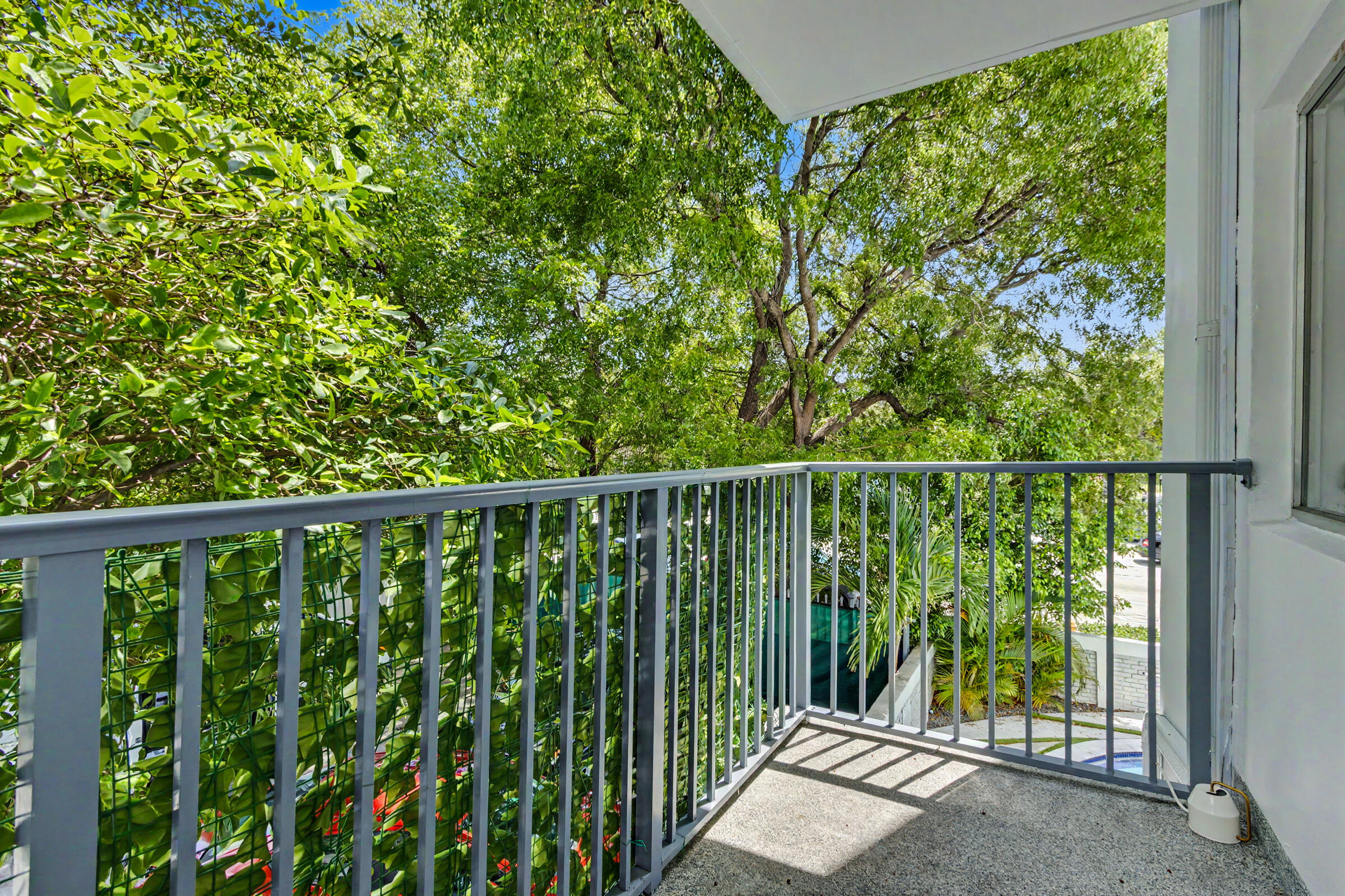 1100 ALTON ROAD CONDO APTS INC - Residential