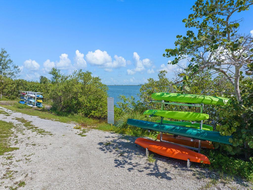 HARBOR ISLE - Residential