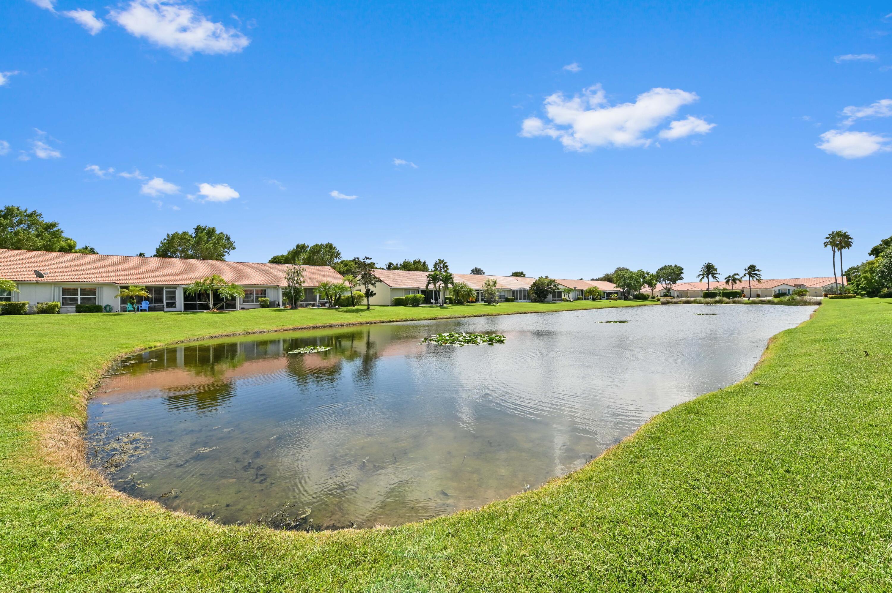 FLORAL LAKES - Residential