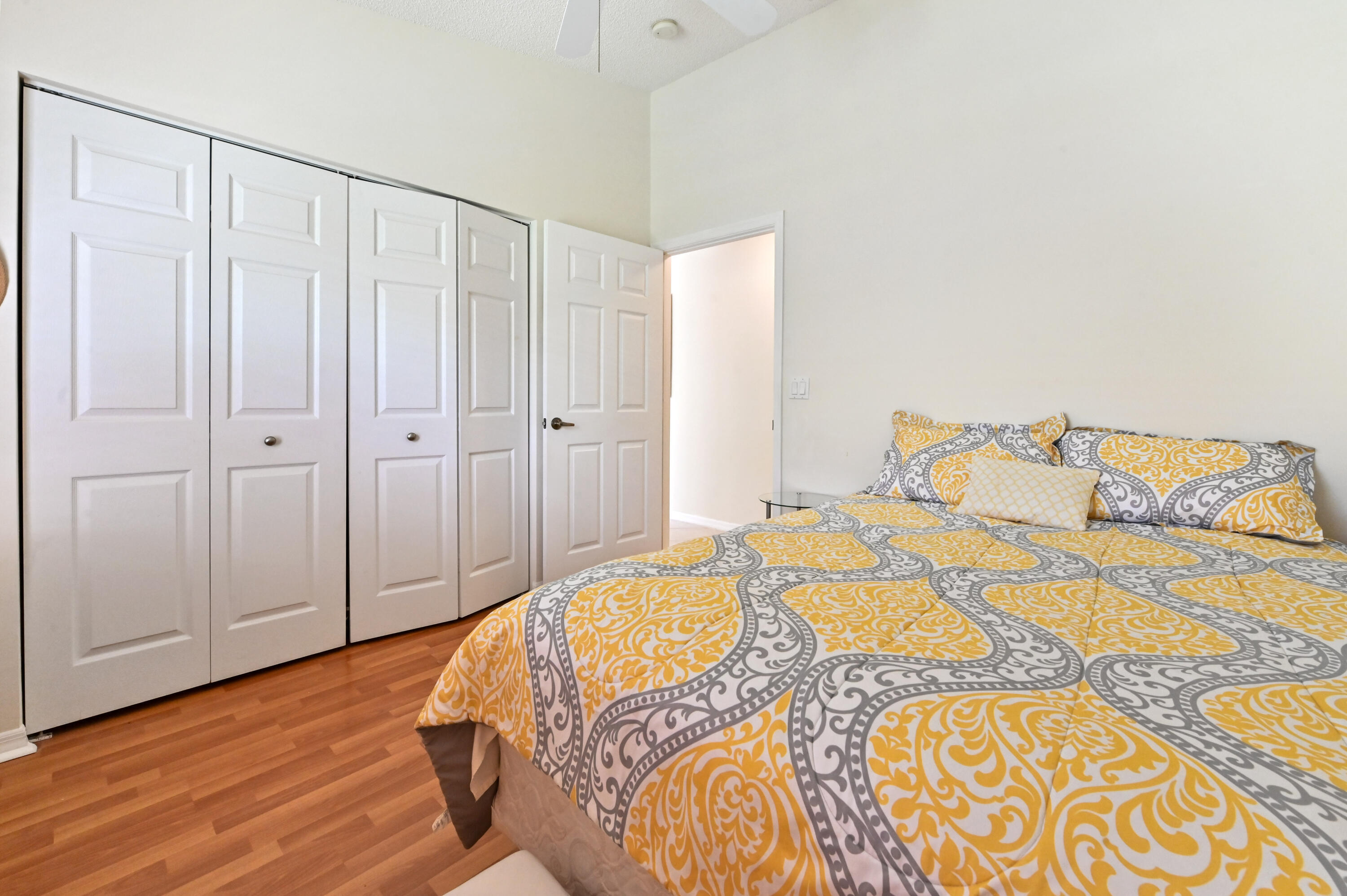 FLORAL LAKES - Residential