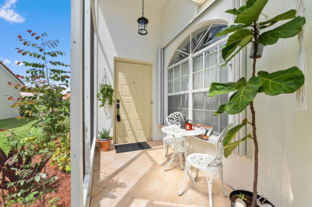 Photo of 6077 Lake Hibiscus Drive, Delray Beach, FL 33484 (MLS # B26015603)