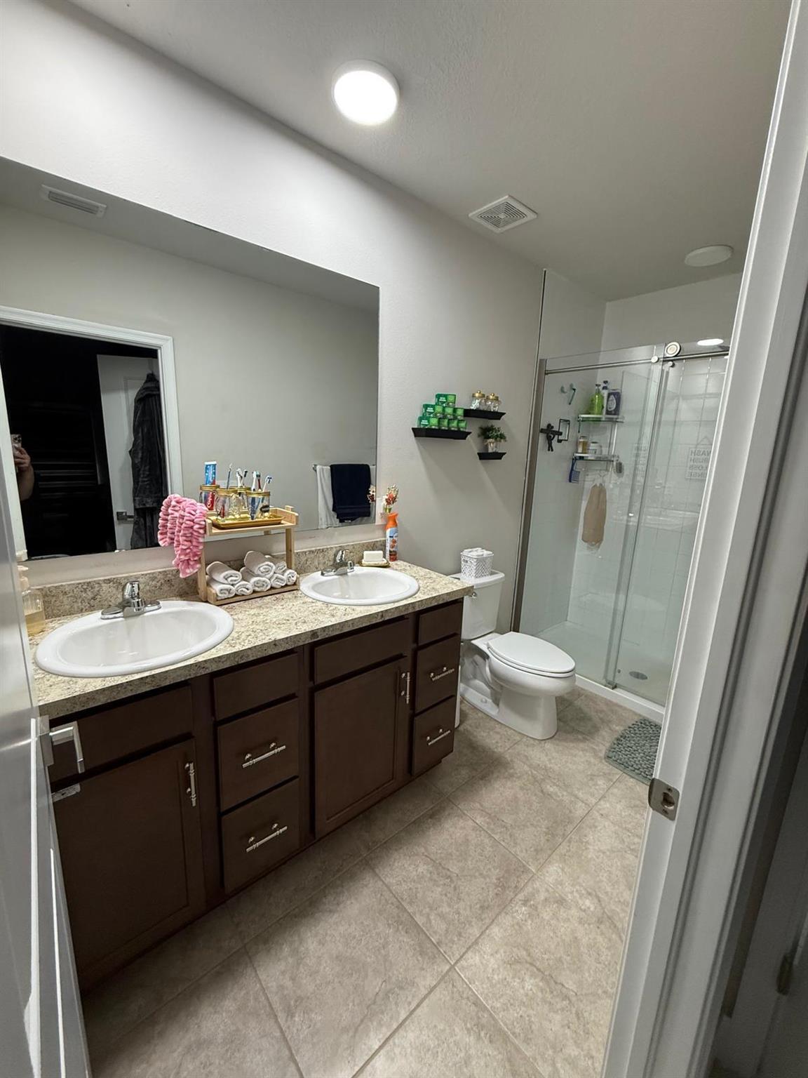 AVALON CROSSING - Residential Lease