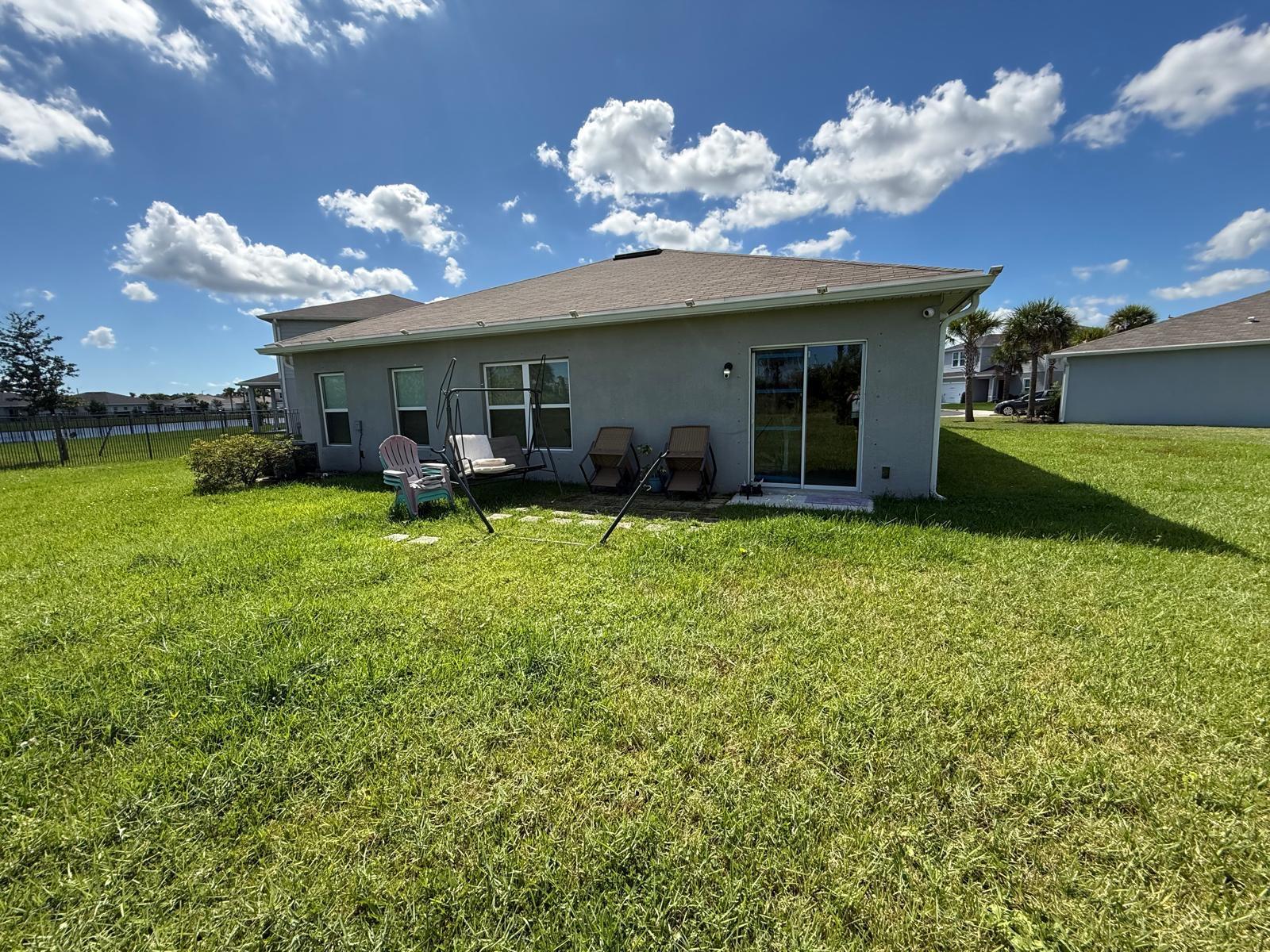 AVALON CROSSING - Residential Lease