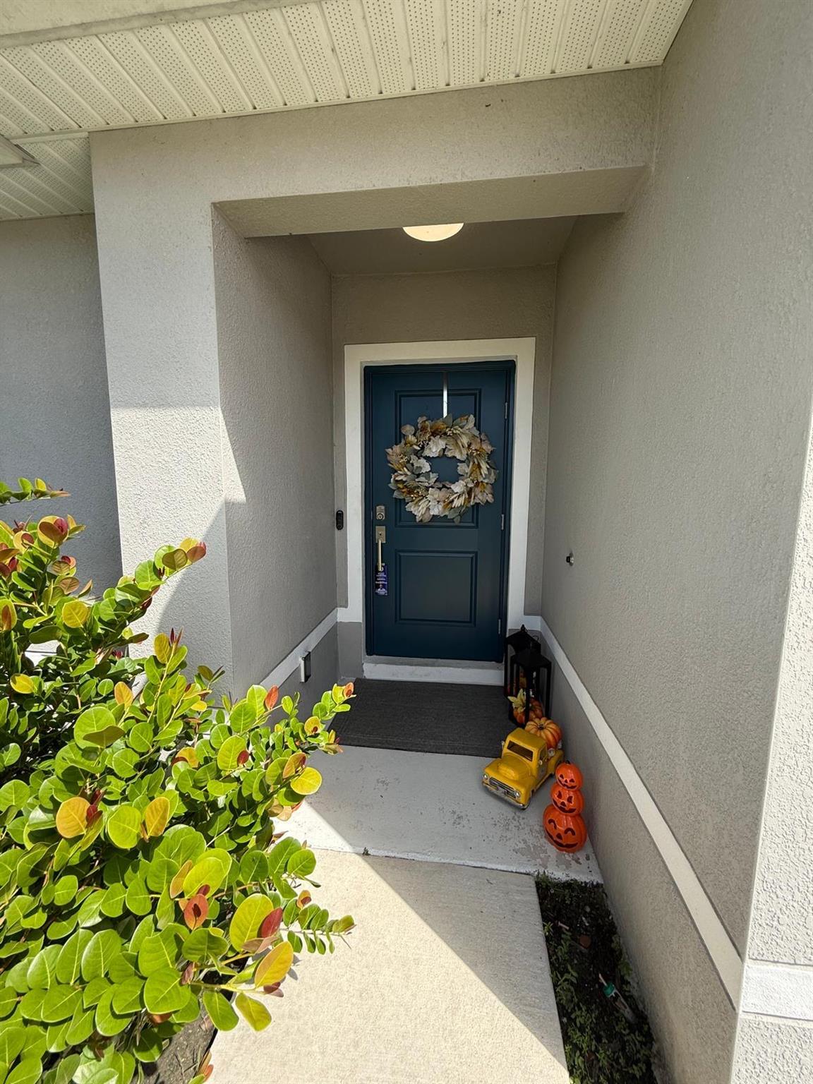 AVALON CROSSING - Residential Lease