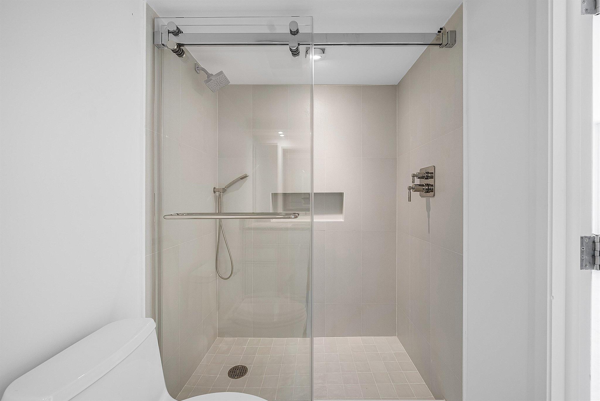 VILLA  NOVA - Residential