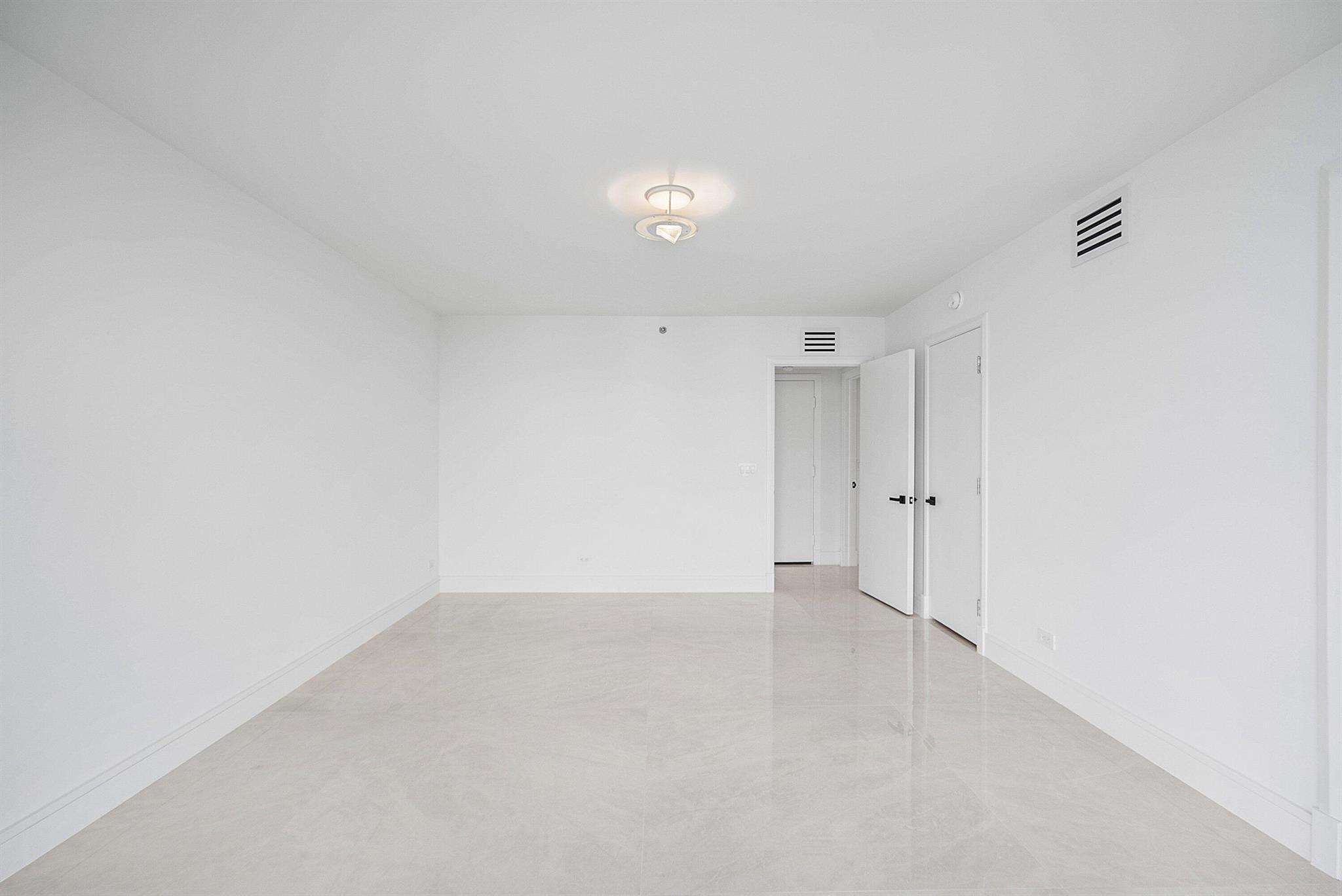 VILLA  NOVA - Residential