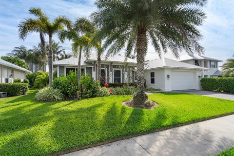 Single Family Residence in Hutchinson Island FL 3918 Duneside Drive.jpg