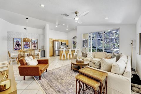 5445 Grande Palm Cir Delray Beach FL 33484