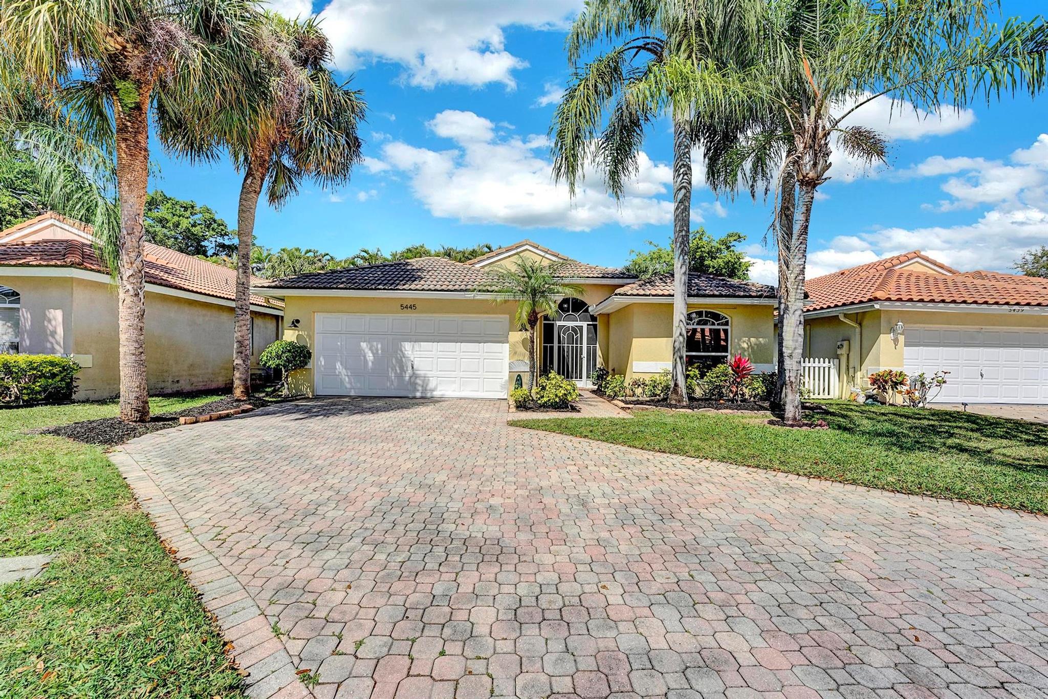 5445 Grande Palm Cir