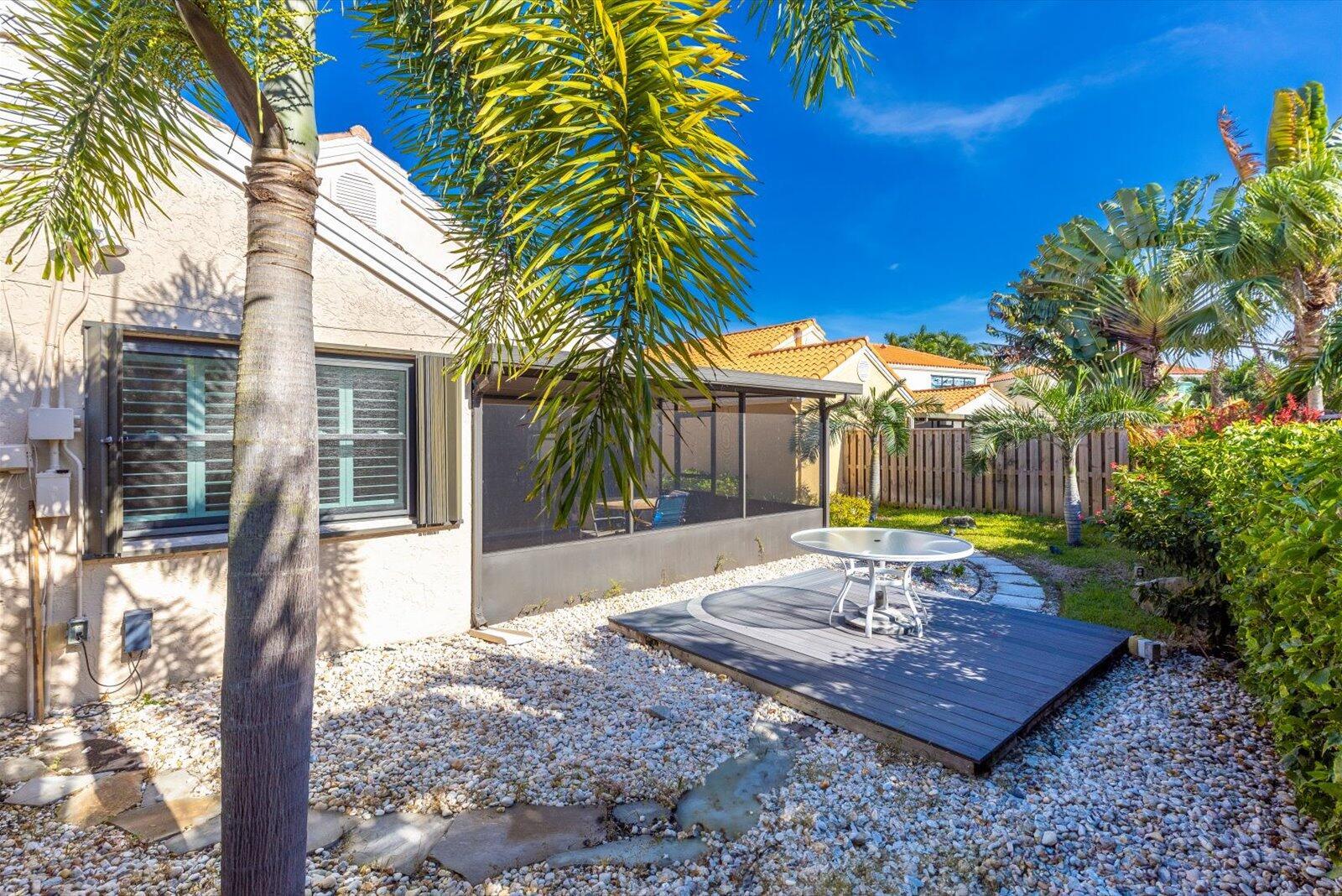 CRYSTAL POINTE 3 - Residential