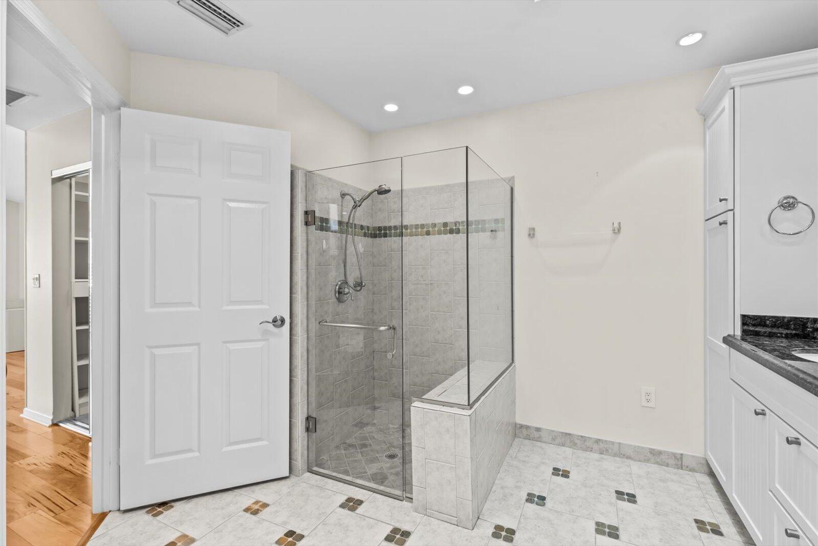 CRYSTAL POINTE 3 - Residential