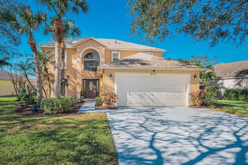 Photo of 491 SW Deer Run, Port Saint Lucie, FL 34953 (MLS # R10956304)