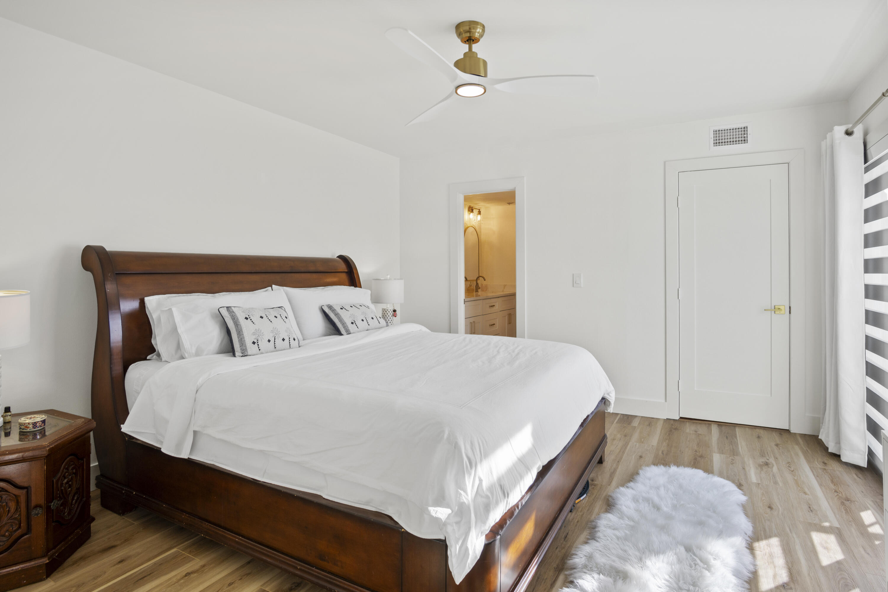 RIVER PINES - Residential Lease