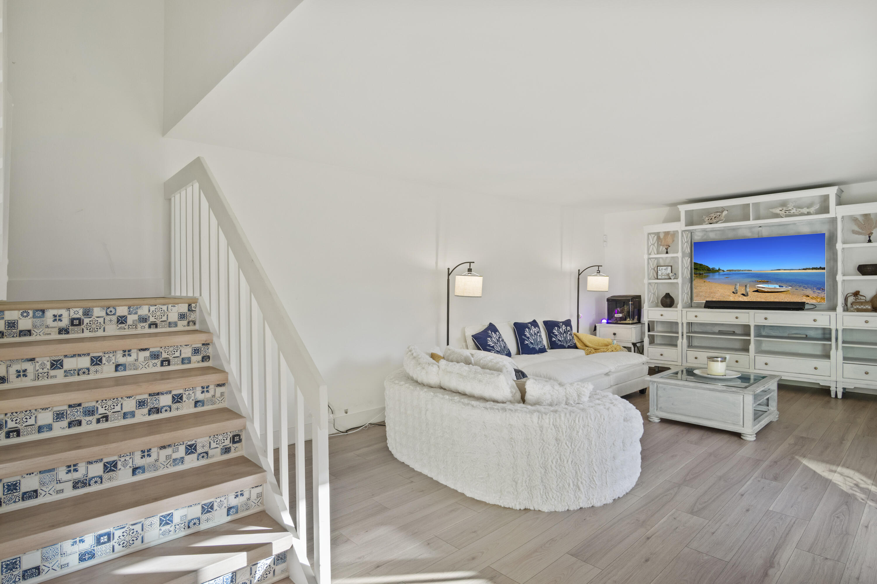 RIVER PINES - Residential Lease