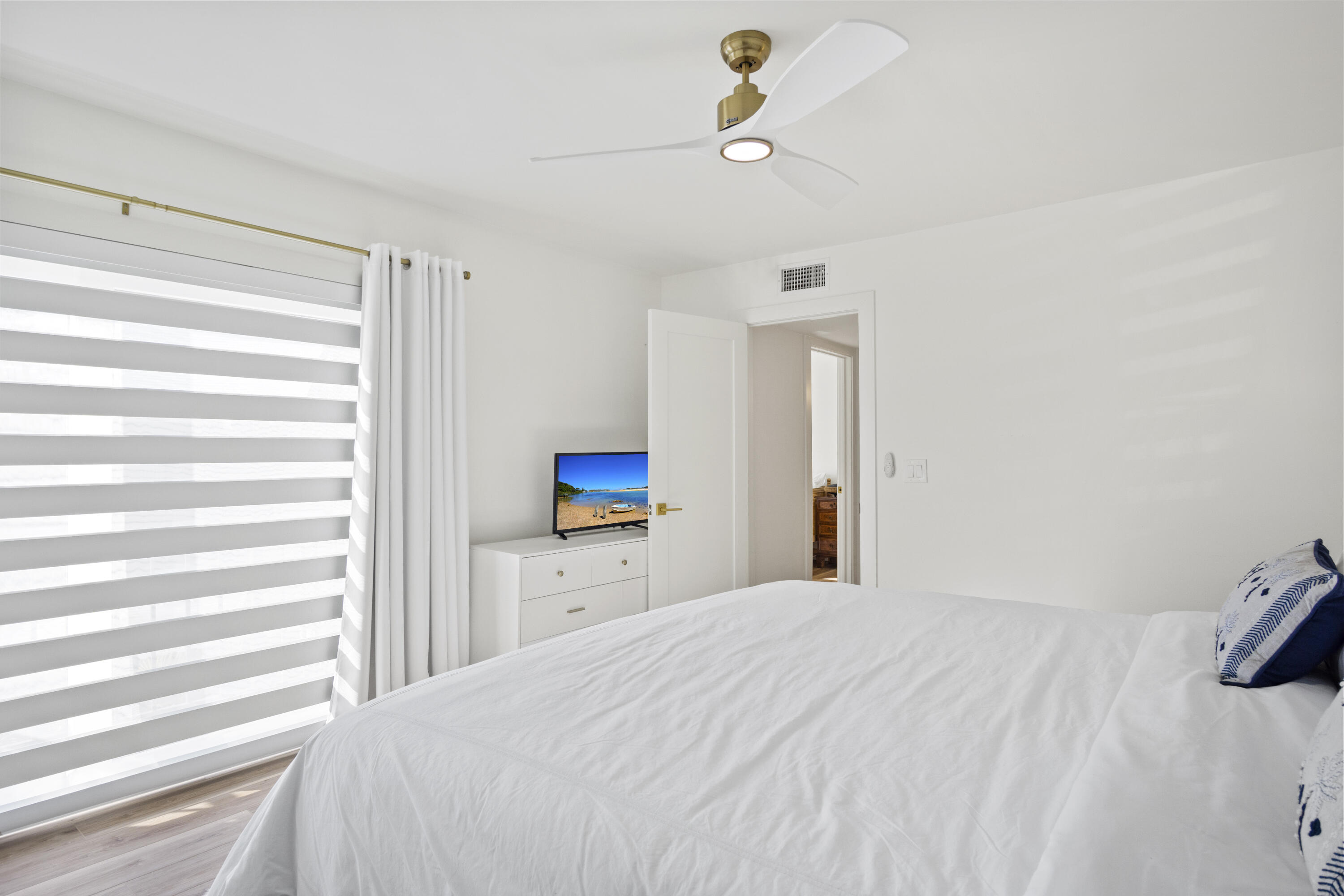 RIVER PINES - Residential Lease