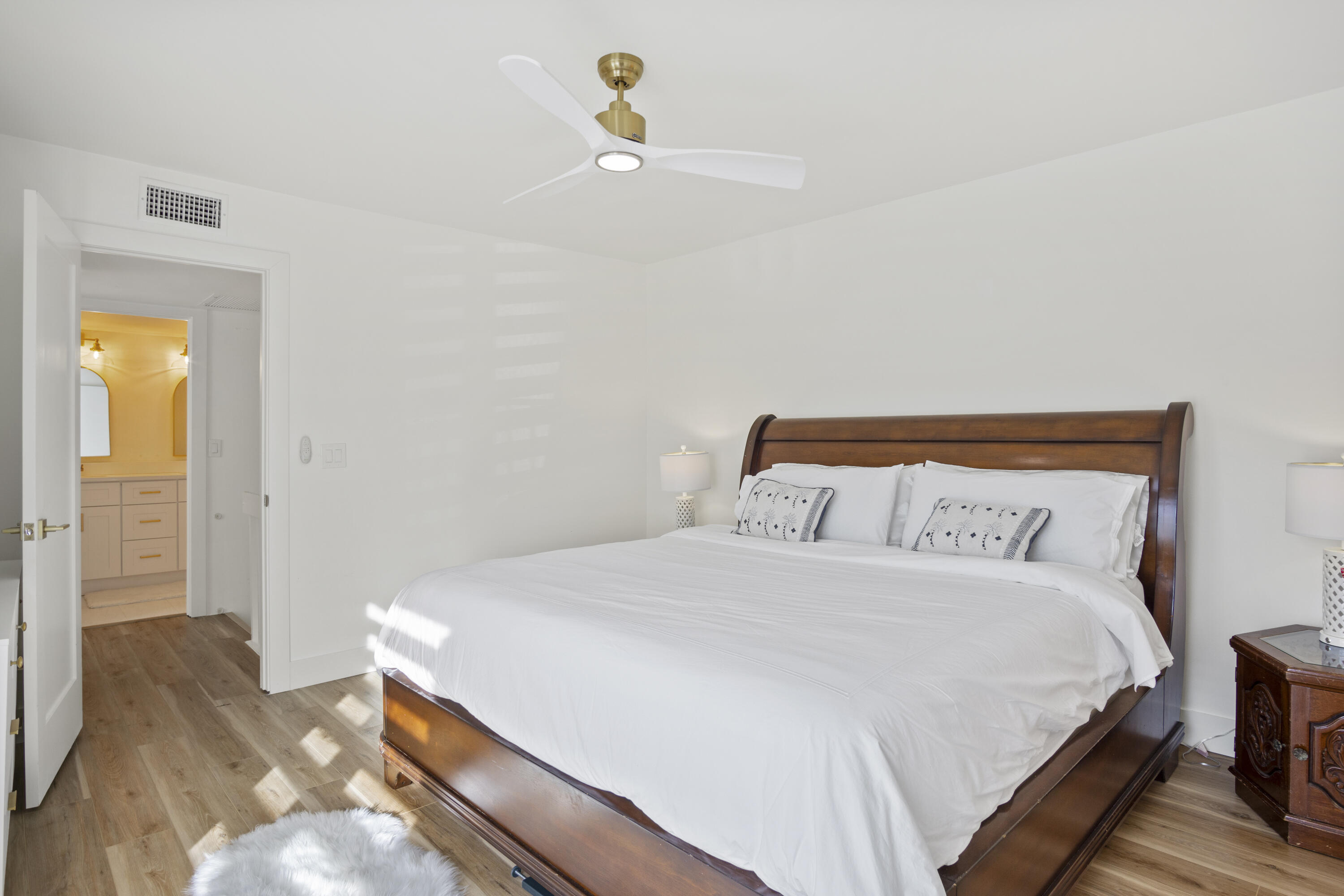 RIVER PINES - Residential Lease